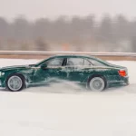 El Bentley Flying Spur Speed establece un récord de velocidad sobre hielo