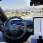 50 coches que ya se pueden conducir sin manos… pero solo uno en España