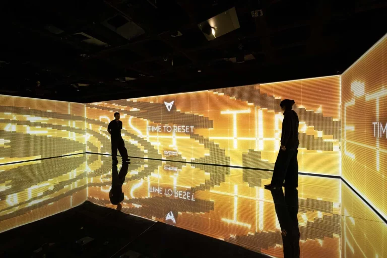 Visitar el Cupra City Garage: planazo navideño gratis en Madrid