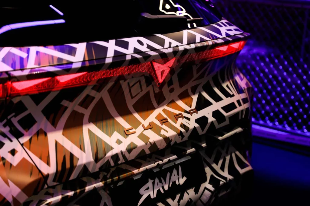 Cupra hace un guiño a las nuevas generaciones desvelando el Raval durante los TikTok Awards en Italia 5 Motor16 CUPRA TIKTOK AWARDS ITALIA RAVAL5 Motor16