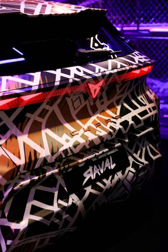 Cupra hace un guiño a las nuevas generaciones desvelando el Raval durante los TikTok Awards en Italia 6 Motor16 CUPRA TIKTOK AWARDS ITALIA RAVAL6 Motor16