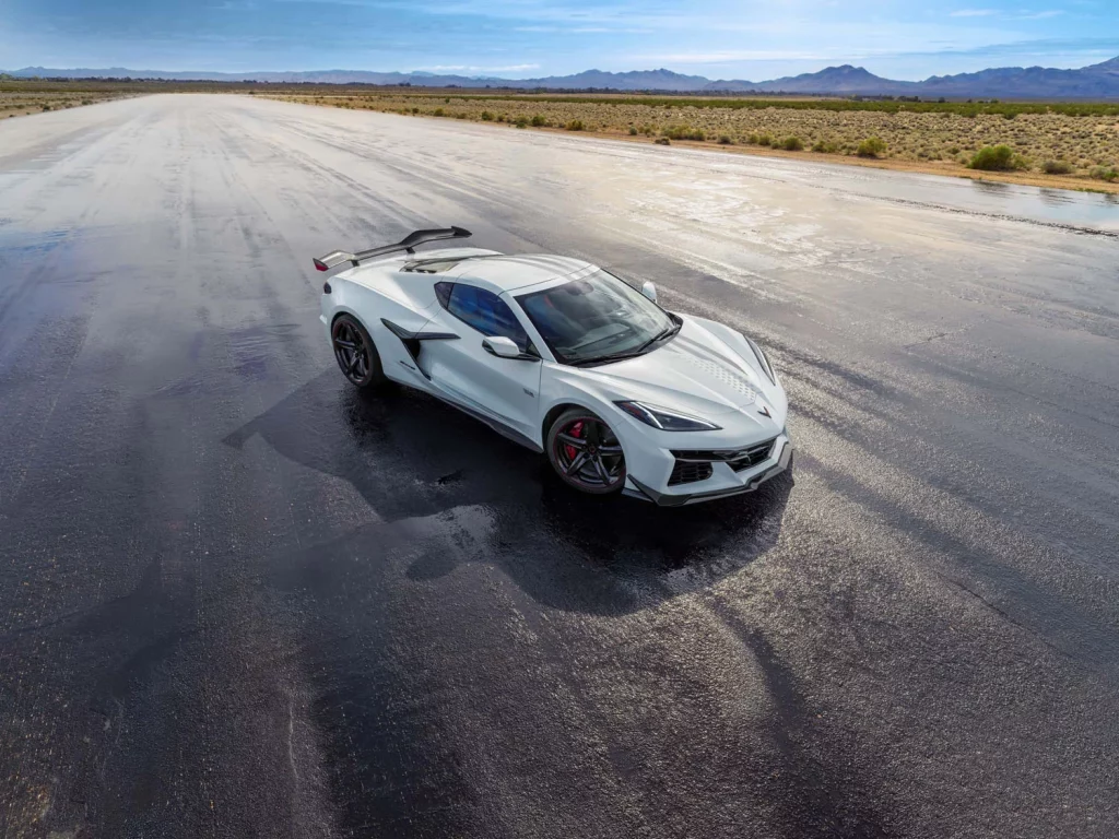 Chevrolet y su homenaje a los 250 años de la independencia americana 19 Motor16 Chevy Stars Steel Corvette 4 Motor16