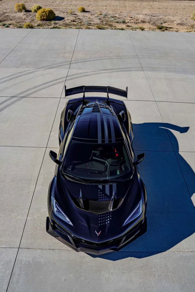 Chevrolet y su homenaje a los 250 años de la independencia americana 6 Motor16 Chevy Stars and Steel Corvette Overhead Motor16