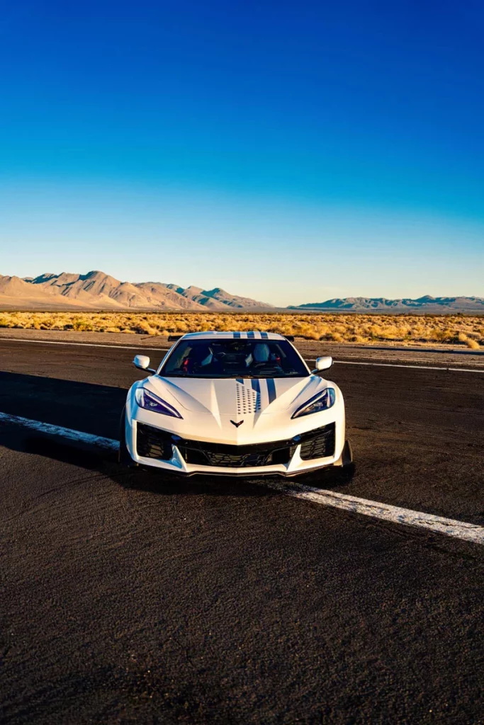 Chevrolet y su homenaje a los 250 años de la independencia americana 9 Motor16 Chevy Stars and Steel Corvette Z06 Front View Motor16