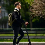 Patinete eléctrico: todo lo que necesitas llevar encima a partir del 1 de enero para no ser multado