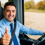 Mario (51), conductor de autobús: «Te da muchas más alegrías que conducir un camión»
