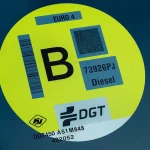 Si tu coche tiene una etiqueta B de la DGT, esto es todo lo que cambia desde el 1 de enero de 2026