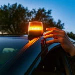 El ‘donde dije digo, digo Diego’ de la DGT: Pere Navarro ahora confirma que la baliza V-16 podría no ser obligatoria el 1 de enero