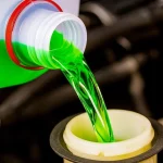 David (41), mecánico: «El color del anticongelante tiene su razón de ser, no es para que vaya a juego con tu abrigo»