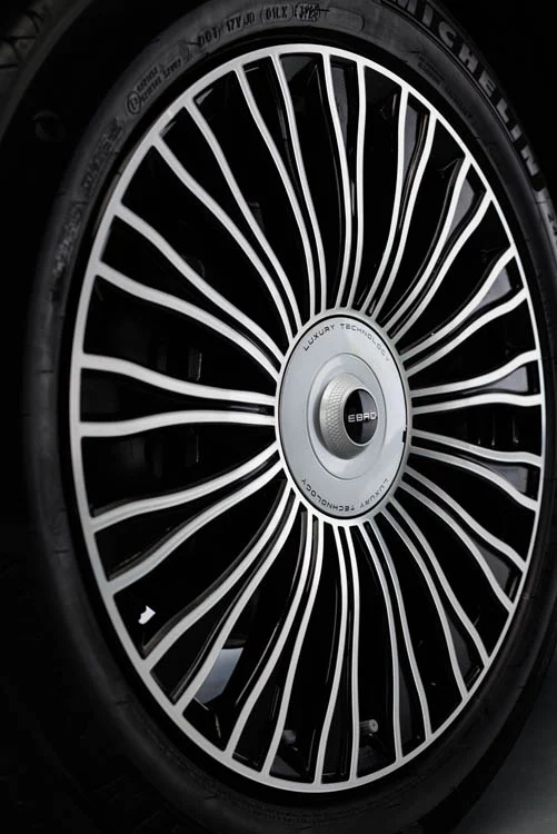 Primer contacto con el EBRO s900 PHEV, un 'español' muy serio y a qué precio 23 Motor16 EBRO s900 PHEV 12 Motor16