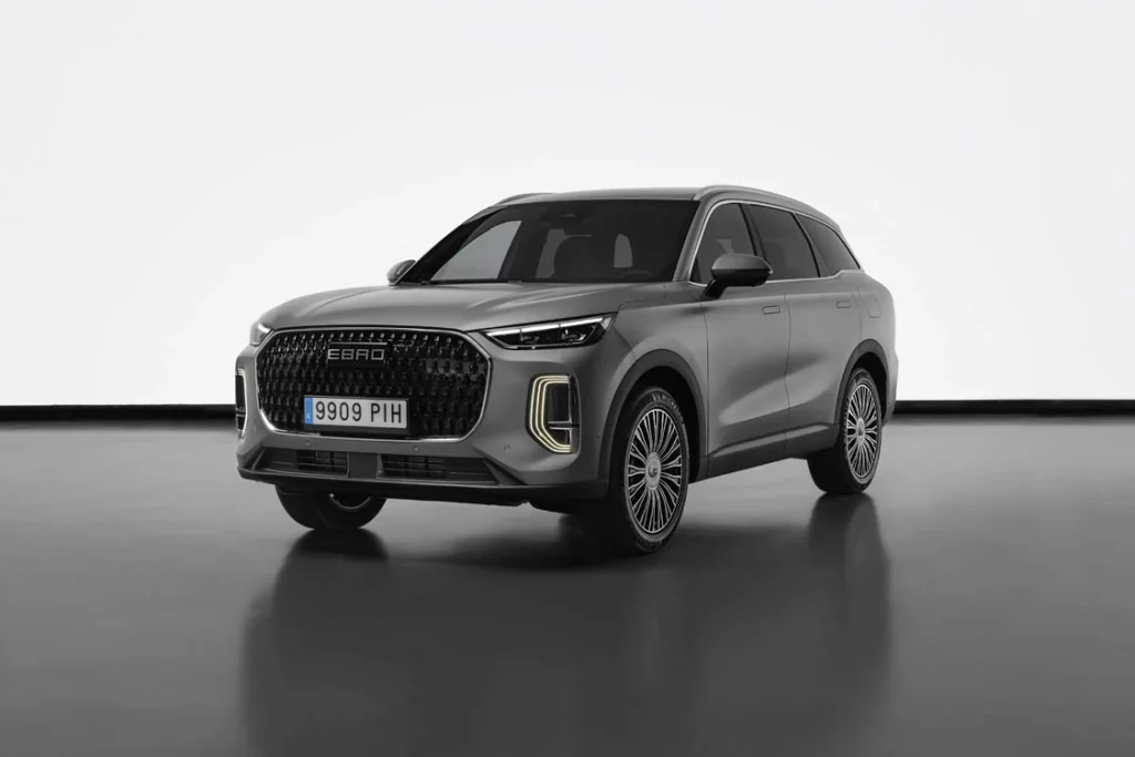 Primer contacto con el EBRO s900 PHEV, un 'español' muy serio y a qué precio 14 Motor16 EBRO s900 PHEV 2 Motor16