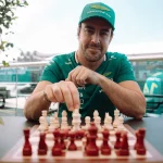 Fernando Alonso desata la polémica contra la FIA por no sancionar a Russell en Austria