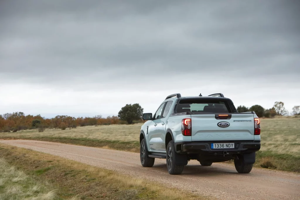 Primera prueba del Ford Ranger PHEV: Pionero y convincente 12 Motor16 Ford Ranger PHEV 11 Motor16