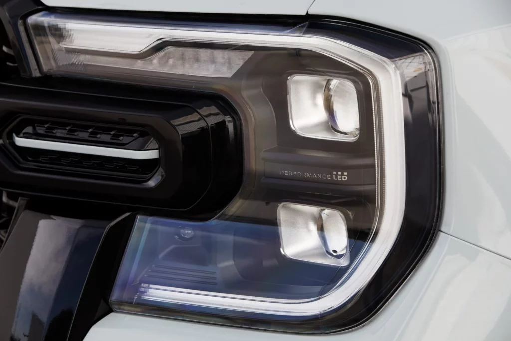 Primera prueba del Ford Ranger PHEV: Pionero y convincente 27 Motor16 Ford Ranger PHEV 36 Motor16