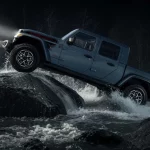 El Jeep Gladiator Shadow Ops 2026 estrena cabrestante de fábrica