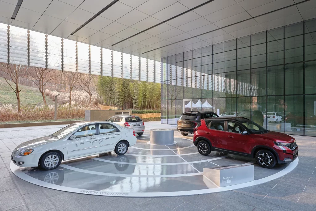 KIA CELEBRACION 80 ANOS 19 Motor16