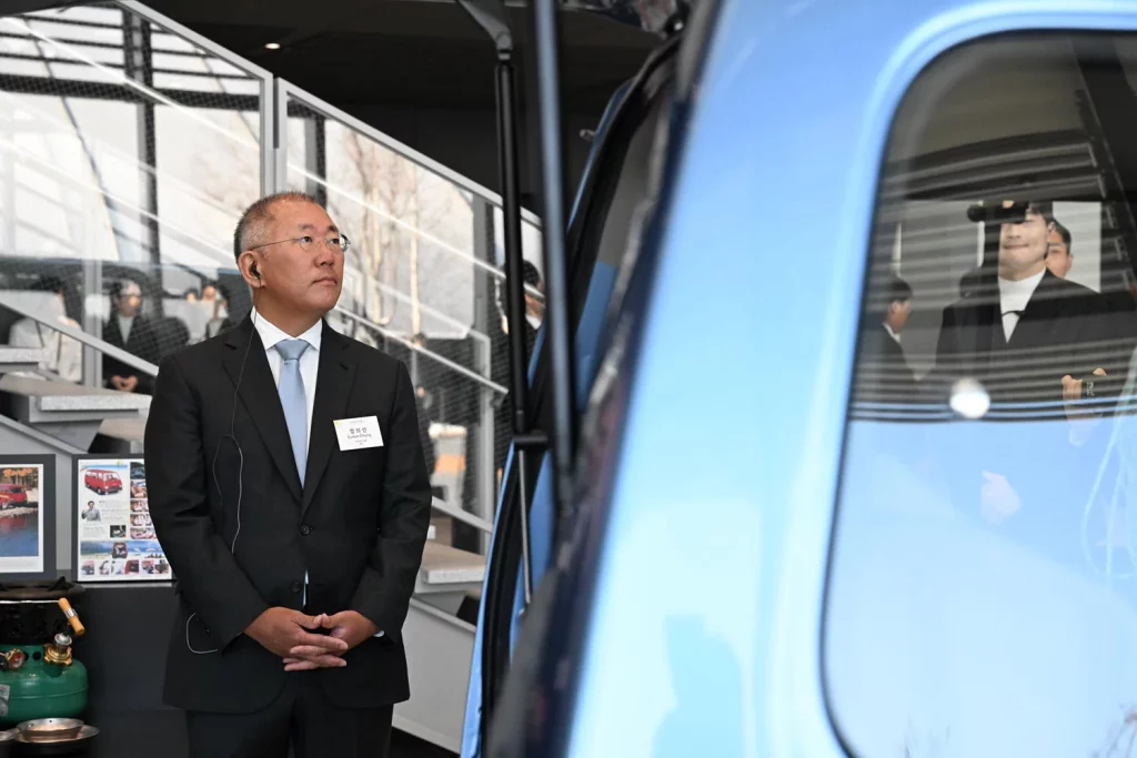 KIA CELEBRACION 80 ANOS 7 Motor16