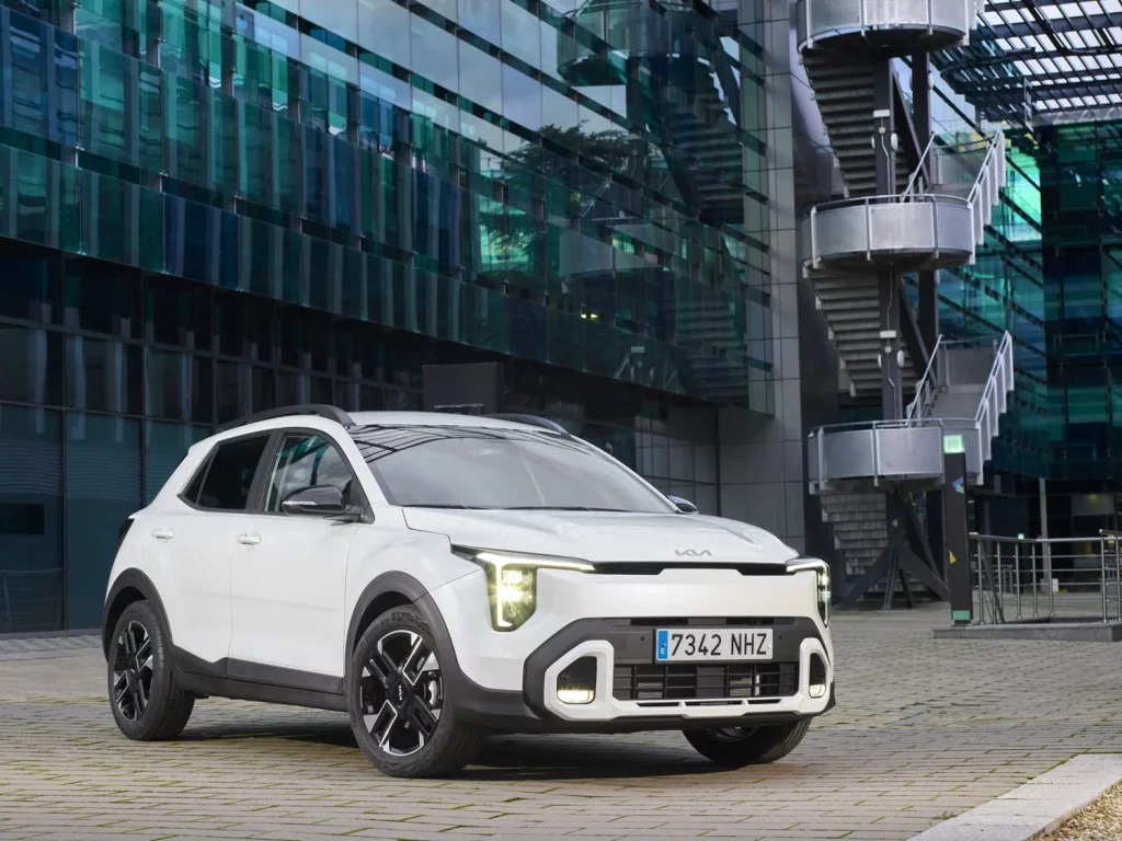 KIA STONIC 2025 22 Motor16