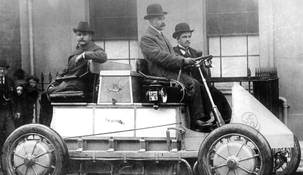 El visionario Ferdinand Porsche que anticipó el presente de la marca 1 Motor16 LA FILOSOFIA DE FERDINAND PORSCHE 2 Motor16