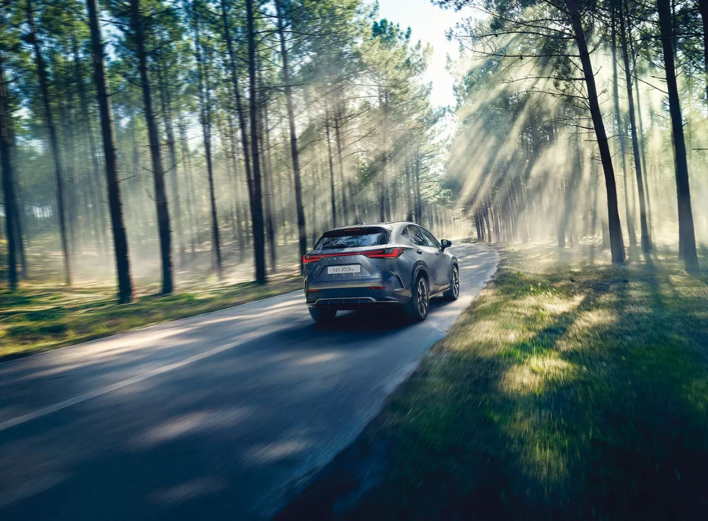 Lexus NX, el SUV que combina como nadie lujo y eficiencia 3 Motor16 LEXUS NX 3 Motor16