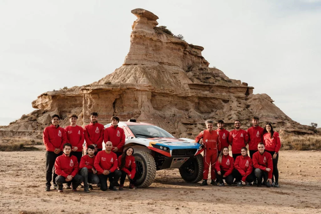 La Universidad Nebrija regresa al Dakar 2026 junto al piloto Pedro Penate 9 Motor16