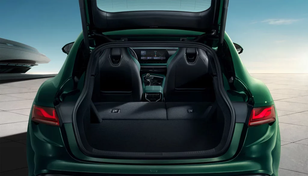 MG recupera el sedán clásico, pero hay que irse muy lejos para verlo 3 Motor16 MG7 7 Motor16