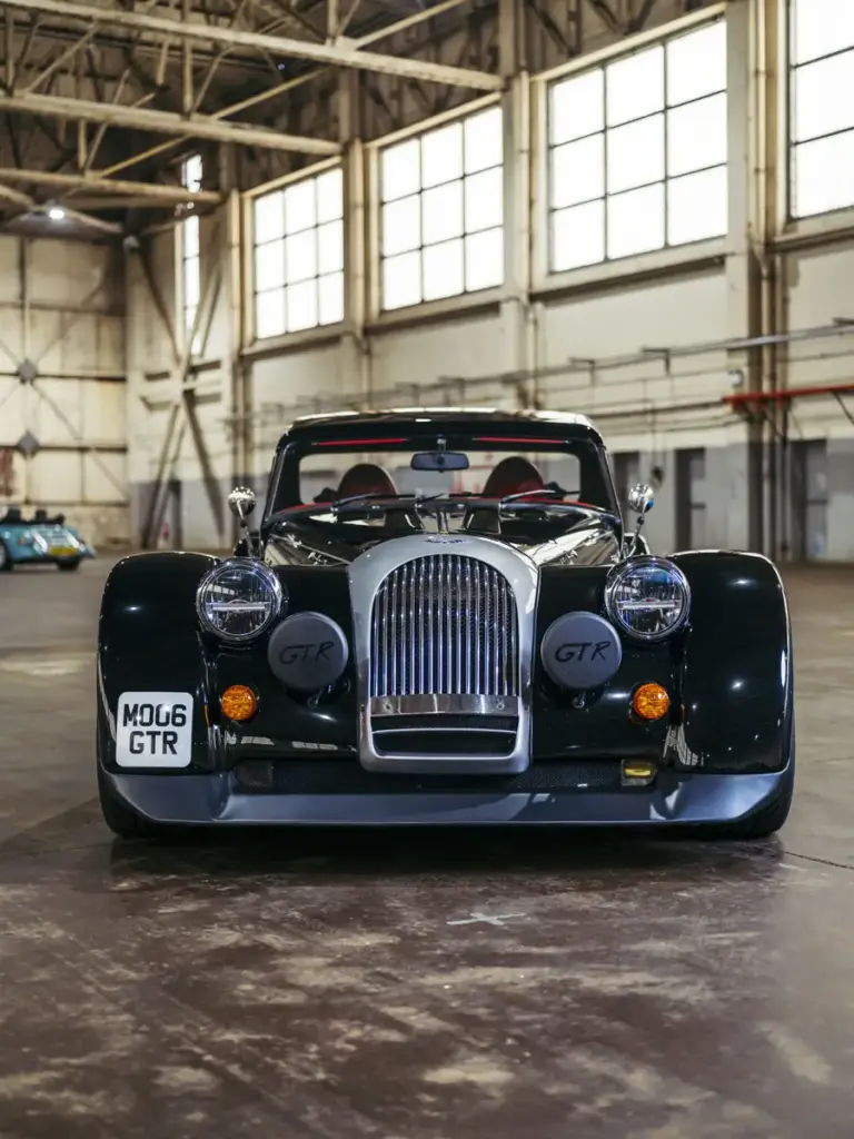 Morgan BMW 25 Plus8GTR 02 Motor16