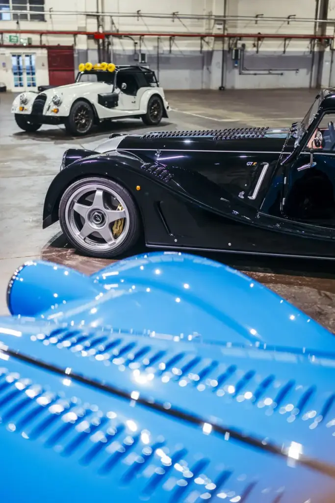 Morgan BMW 25 Plus8GTR 03 Motor16