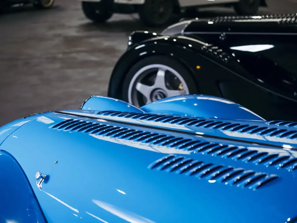 Morgan BMW 25 Plus8 03 Motor16