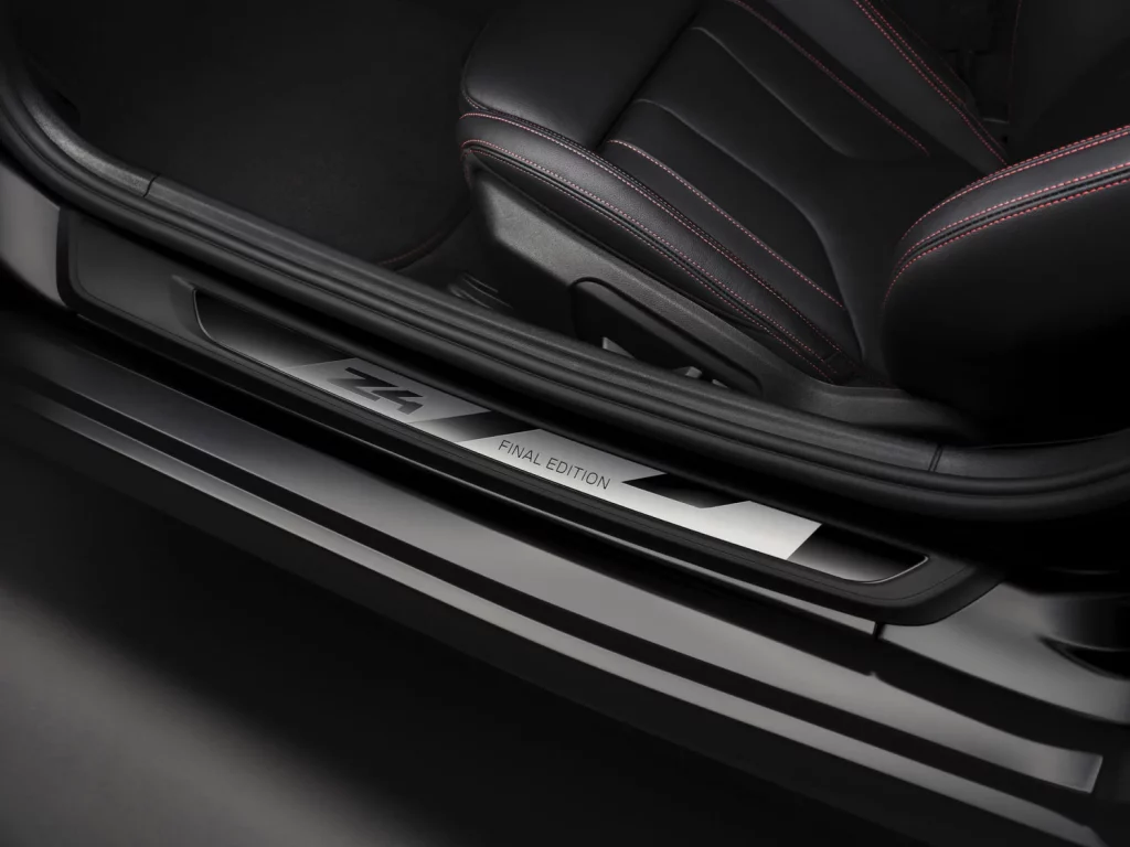 P90625390 highRes bmw z4 final edition Motor16