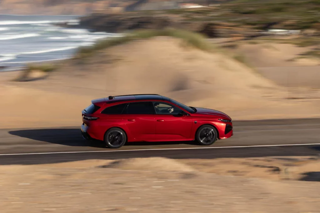 PEUGEOT 308308SWTESTDRIVE 0171TC Motor16