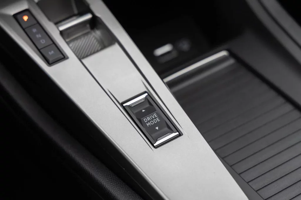 Peugeot 308 2026 14 Motor16