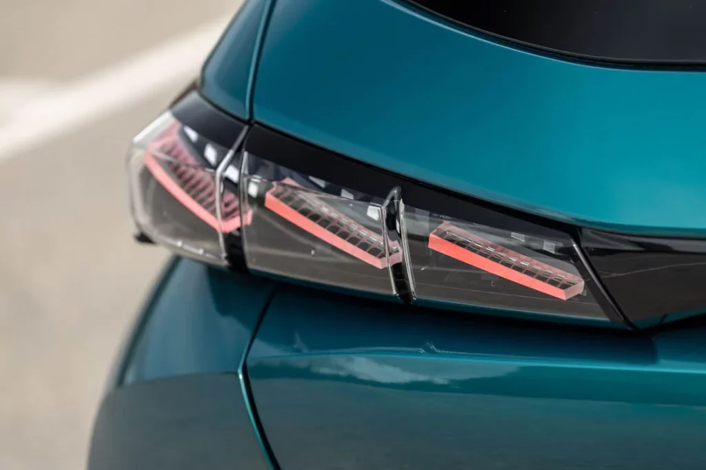 Peugeot 308 2026 25 Motor16