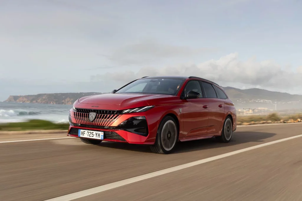 Peugeot 308 SW 2026 1 Motor16