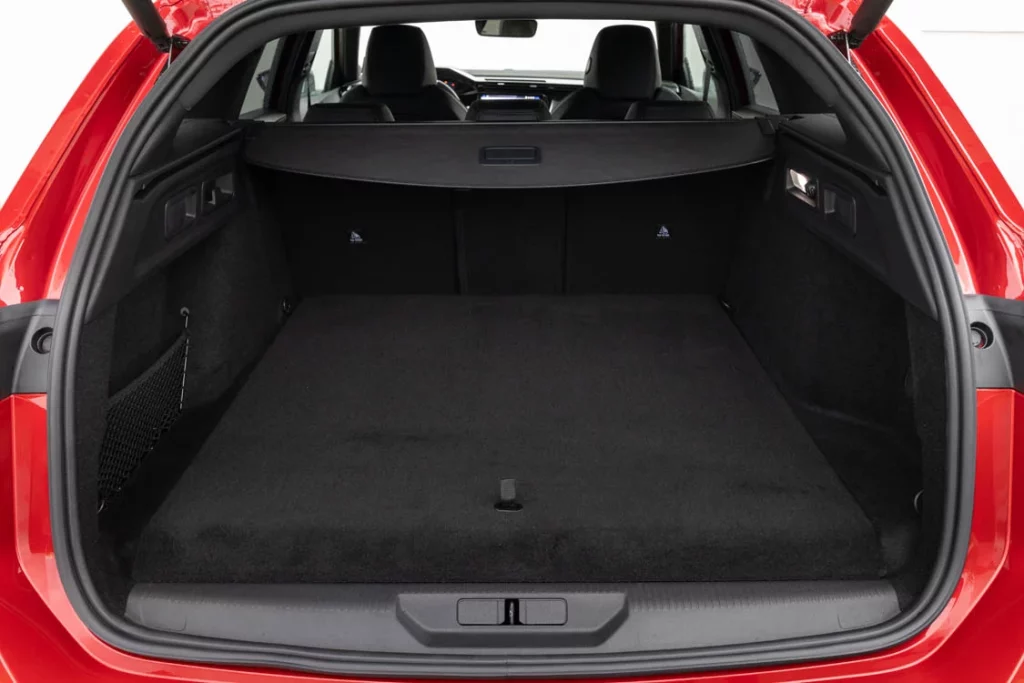 Peugeot 308 SW 2026 Motor16