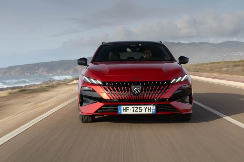 Peugeot 308 SW 2026 2 Motor16