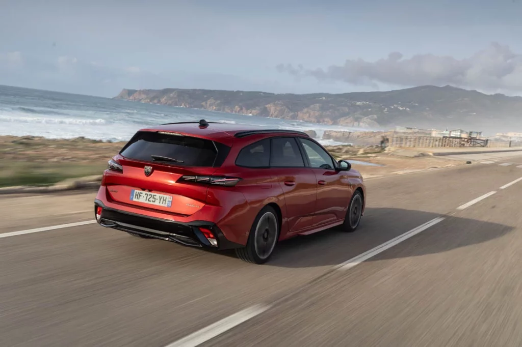 Peugeot 308 SW 2026 3 Motor16