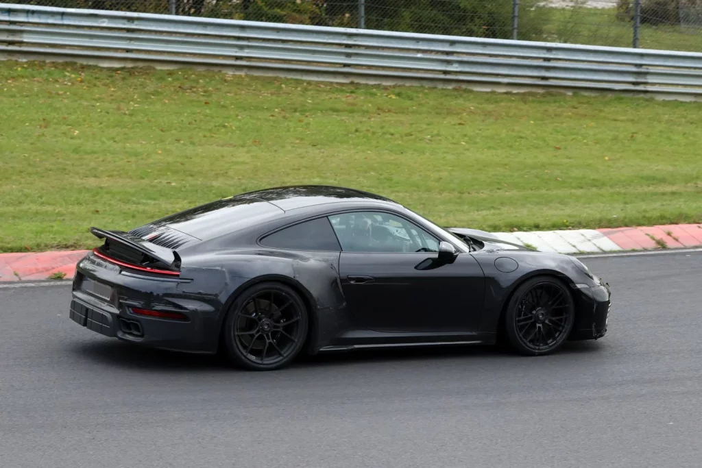 ¿Está Porsche preparando un 911 Turbo Touring? 8 Motor16 Porsche 911 Turbo Touring 7 Motor16