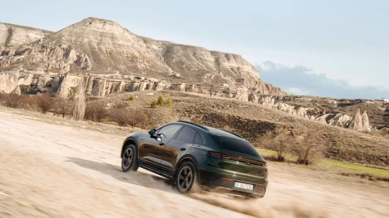 El Porsche Macan 4S viaja hasta Capadocia