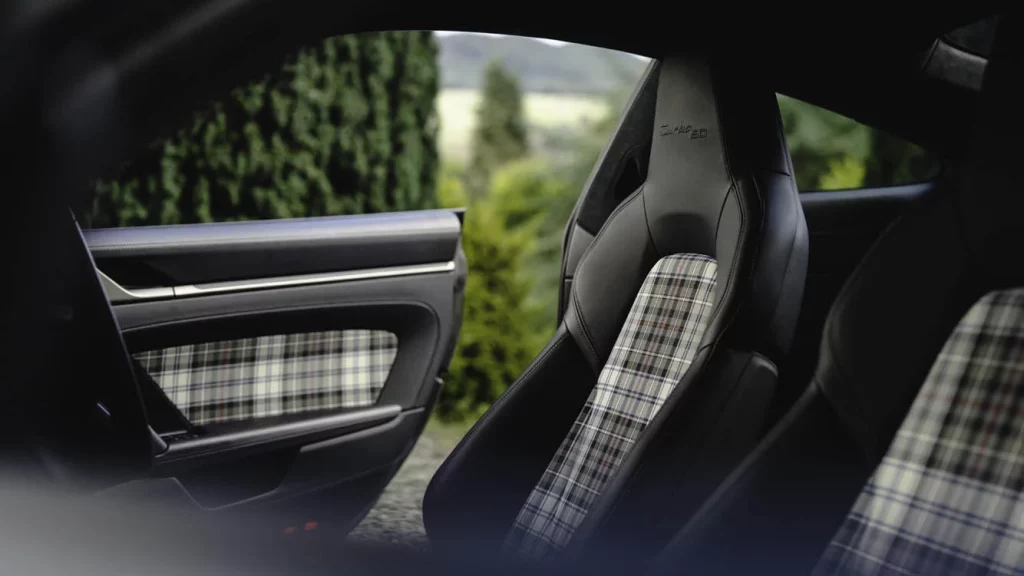 Posche 911 Turbo tapizado escoces 1 Motor16
