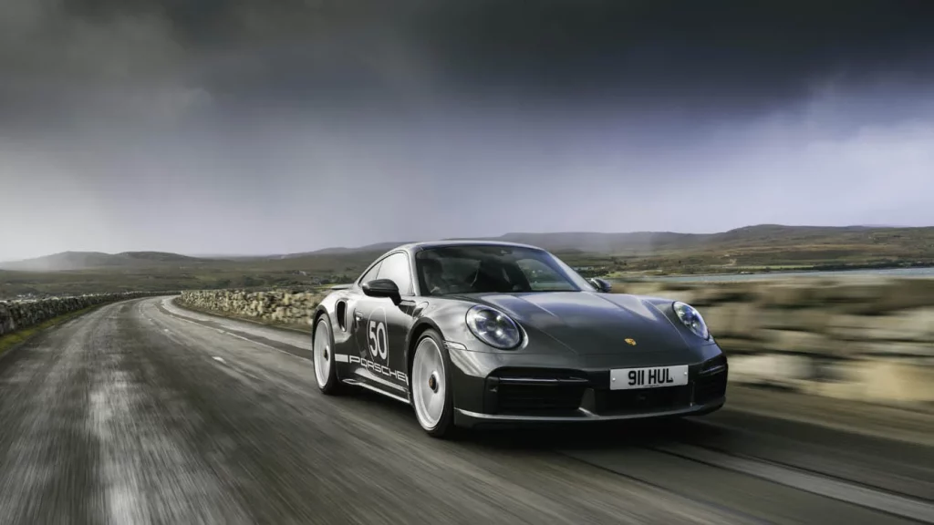 Posche 911 Turbo tapizado escoces 14 Motor16