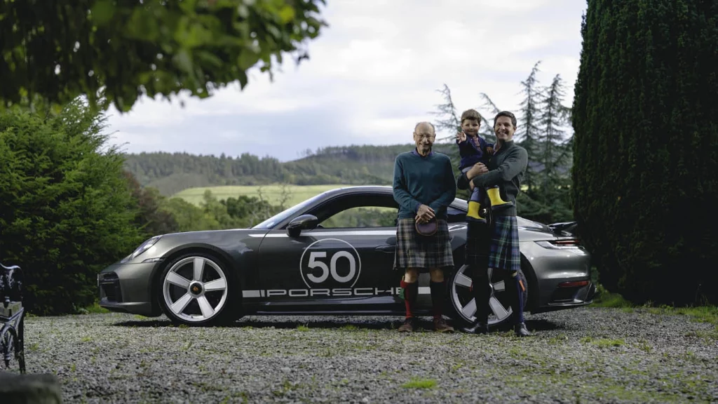 Posche 911 Turbo tapizado escoces 20 Motor16