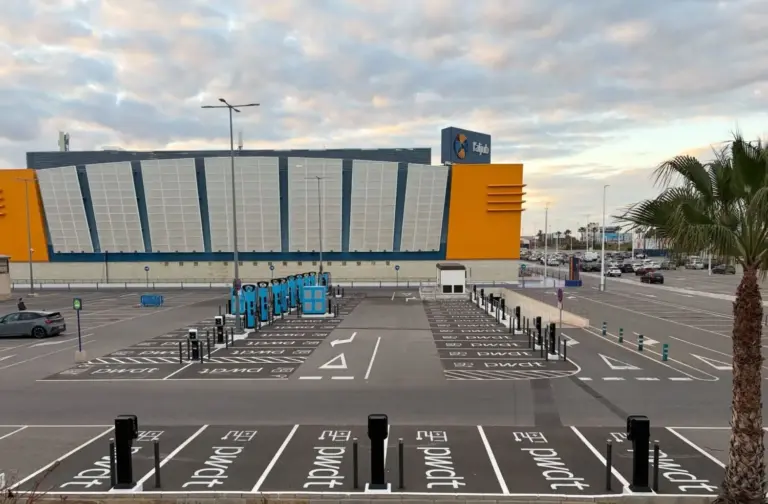 La ciudad en la que Powerdot ha abierto el hub de recarga ultrarrápida más grande de España: 1.300 kW y 45 plazas