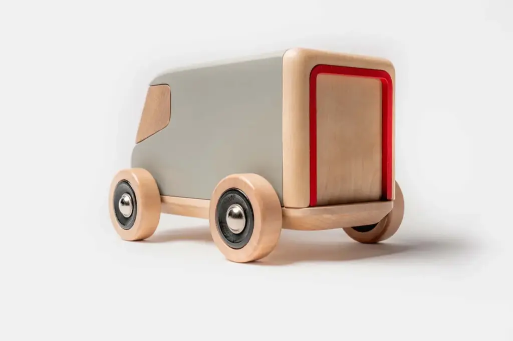 RIVIAN R1S R1T COMERCIAL COCHE MADERA8 Motor16