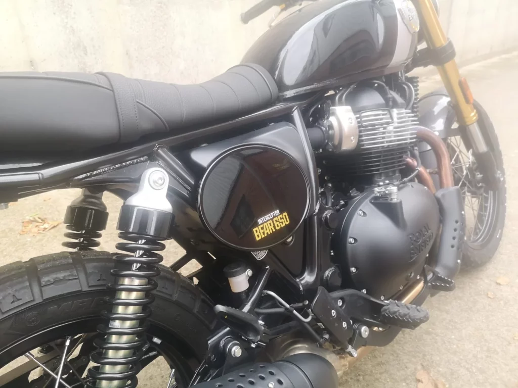 Royal Enfield Bear 650 4 Motor16