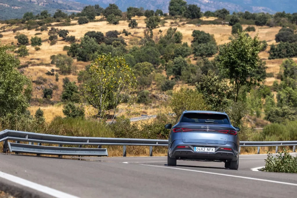 SEAL 6 DM i Touring Dinamico 11 Motor16