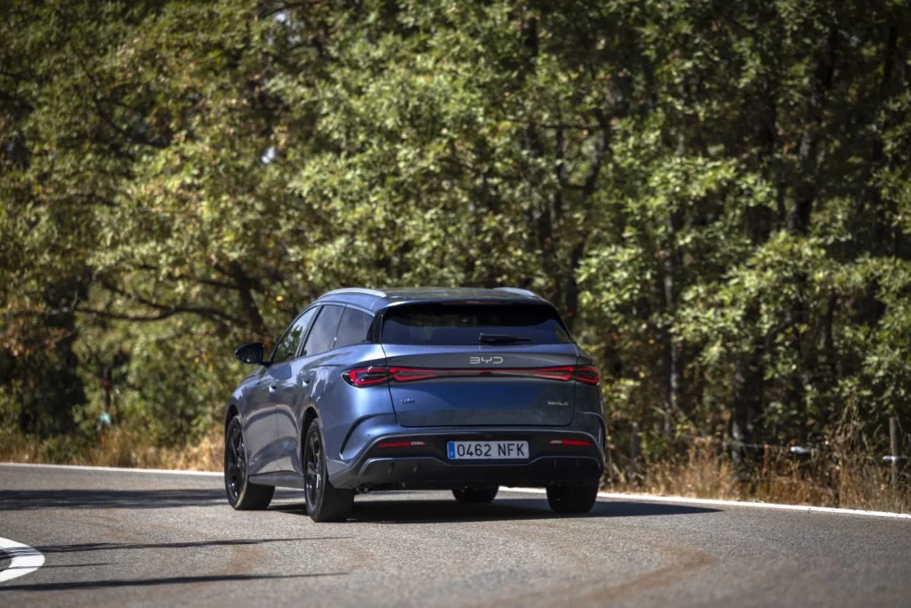 SEAL 6 DM i Touring Dinamico 17 Motor16