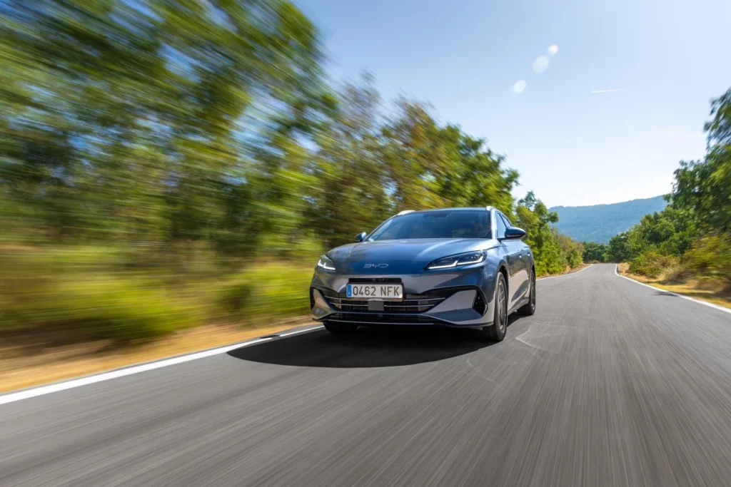 SEAL 6 DM i Touring Dinamico 4 Motor16