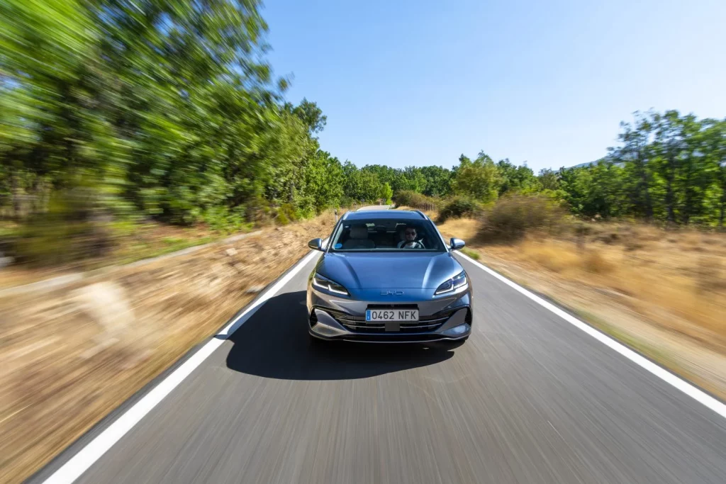 SEAL 6 DM i Touring Dinamico 6 Motor16