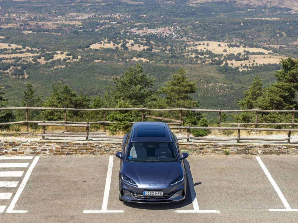 SEAL 6 DM i Touring Estatico 10 Motor16